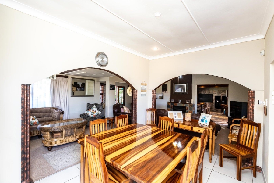 4 Bedroom Property for Sale in Beacon Bay Eastern Cape